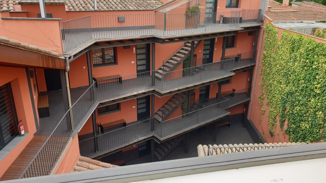 Apartaments Y Habitacions Entre Volcans Olot Kültér fotó