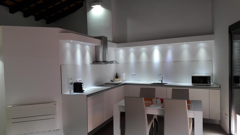 Apartaments Y Habitacions Entre Volcans Olot Kültér fotó